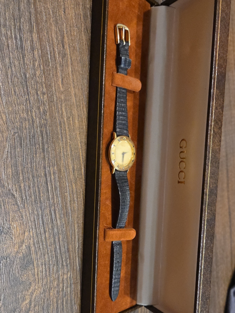 Authentic Vintage Ladies Gucci Watch